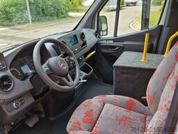 MERCEDES-BENZ Bürgerbus Sprinter 907  Niederflur 9 Sitze