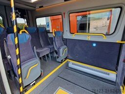 MERCEDES-BENZ Bürgerbus Sprinter 907  Niederflur 9 Sitze