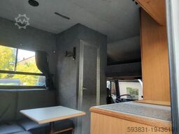 Mercedes Pferderenntransport Pferderenntransporter 1120