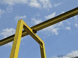 Musterfirma Krangestell