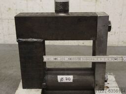 unbekannt 2- teilig Ø 70 x 140 mm