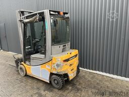 Jungheinrich EFG320