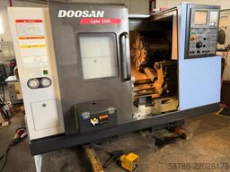 Doosan Lynx 220LB