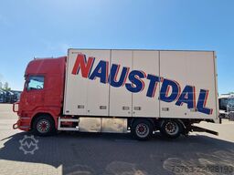 Scania R580 V8 Topline 6x2 - Box with sidedoors - Reta...