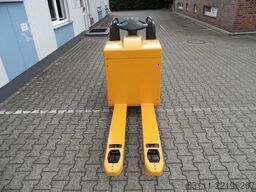 Jungheinrich ERE 225 - elektr. Lenkung - Plattform