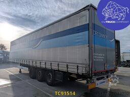 Krone curtainsider hardwood floor