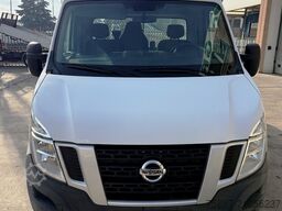 NISSAN NV 400