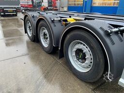 D-TEC VCC-01 / 3x Extendable / 1x Lift Axle