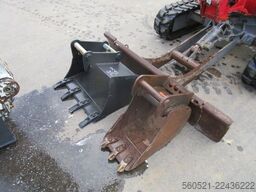 Takeuchi TB 219 Powertilt + mech.Schnellwechsler + 3 Löffel