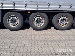 Schmitz Cargobull Curtainsider Standard Getränke