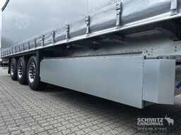 Schmitz Cargobull Curtainsider Standard Getränke