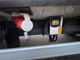 DAF LF 16.260 Tiefkühlkoffer mit Ladebordwand