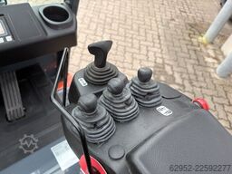 Toyota 8 FBMT 25 / nur 280Std. !