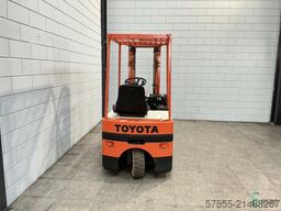 Toyota 2FB10