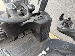LINDE H16T-01 triplo545 / sideshift / 4e functie / 2019 / 10.200uur / LPG