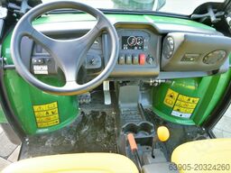 John Deere Gator HPX815E