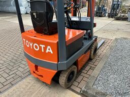 TOYOTA 4FB15