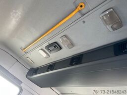 SCANIA P320 CB 4x4 Doka AHK Klima 9-Sitze Aut. Stdhz.