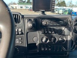 SCANIA P320 CB 4x4 Doka AHK Klima 9-Sitze Aut. Stdhz.