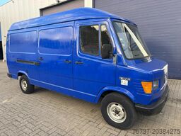 Mercedes-Benz TN 307D **FRENCH VAN - CAMIONETTE FRANCAIS**