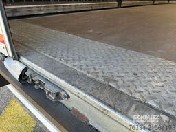 Schmitz Cargobull Semitrailer Curtainsider Standard