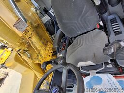 Komatsu PW160-11