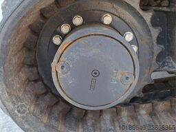 Komatsu PC38MR-5
