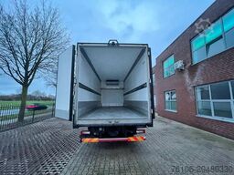 VOLVO FH 460 Tiefkühlkoffer*2 Stück *
