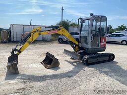 Wacker Neuson EZ28 with 3 buckets