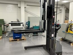 Toppy Octabin Mobile Pile Turner