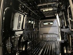 Mercedes-Benz Sprinter 319 CDI L3H2 RWD Automaat / 3.500 KG T...