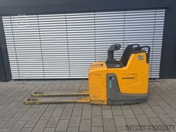 Jungheinrich ERE 225 DrivePlus