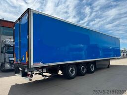 SCHMITZ CARGOBULL SCB*S3T * KÜHLKOFFER SCHMITZ * LIFTACHSE *