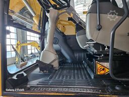 KOMATSU PW 148 - 8