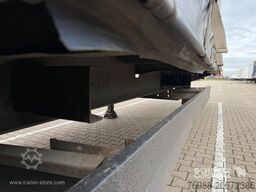 Schmitz Cargobull Curtainsider Mega