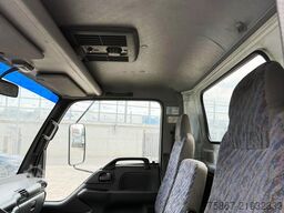ISUZU NQR 75