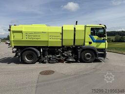 MAN L2007 46.010 4x2 Kehrmaschine / Swiss-Vehicle