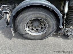 MAN L2007 46.010 4x2 Kehrmaschine / Swiss-Vehicle