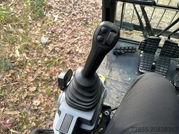 Hitachi ZX250 LCN-7 with Oilquick OQ-80