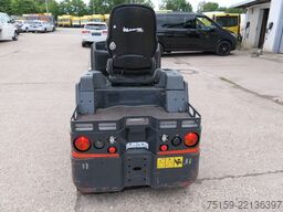linde P 60 Z Schlepper Batterie Rad