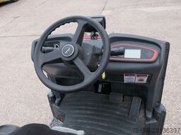 linde P 60 Z Schlepper Batterie Rad