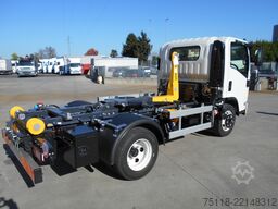 Isuzu M30 (7,5 ton) - SCARRABILE PALFINGER