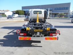 Isuzu M30 (7,5 ton) - SCARRABILE PALFINGER
