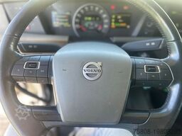 VOLVO FH 500 Globetrotter XL 2 Tanks Lane Guard