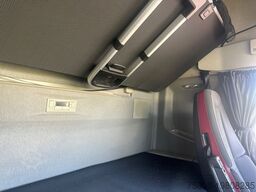 VOLVO FH 500 Globetrotter XL 2 Tanks Lane Guard