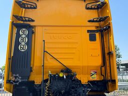 Iveco Stralis AS440S46 2x LNG tank 598 Liter Retarder