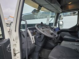 Volvo FL240 4x2 Ladeborwand