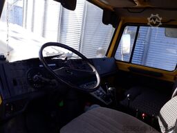 Mercedes-Benz Unimog