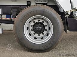 VW Constellation 17.250 BB CH Garbage Collector Tr...