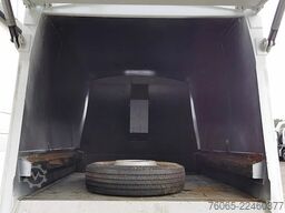 VW Constellation 17.250 BB CH Garbage Collector Tr...